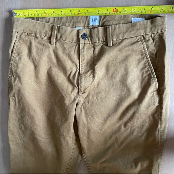 GAP Men's Brown Chinos - Picture 9 of 10